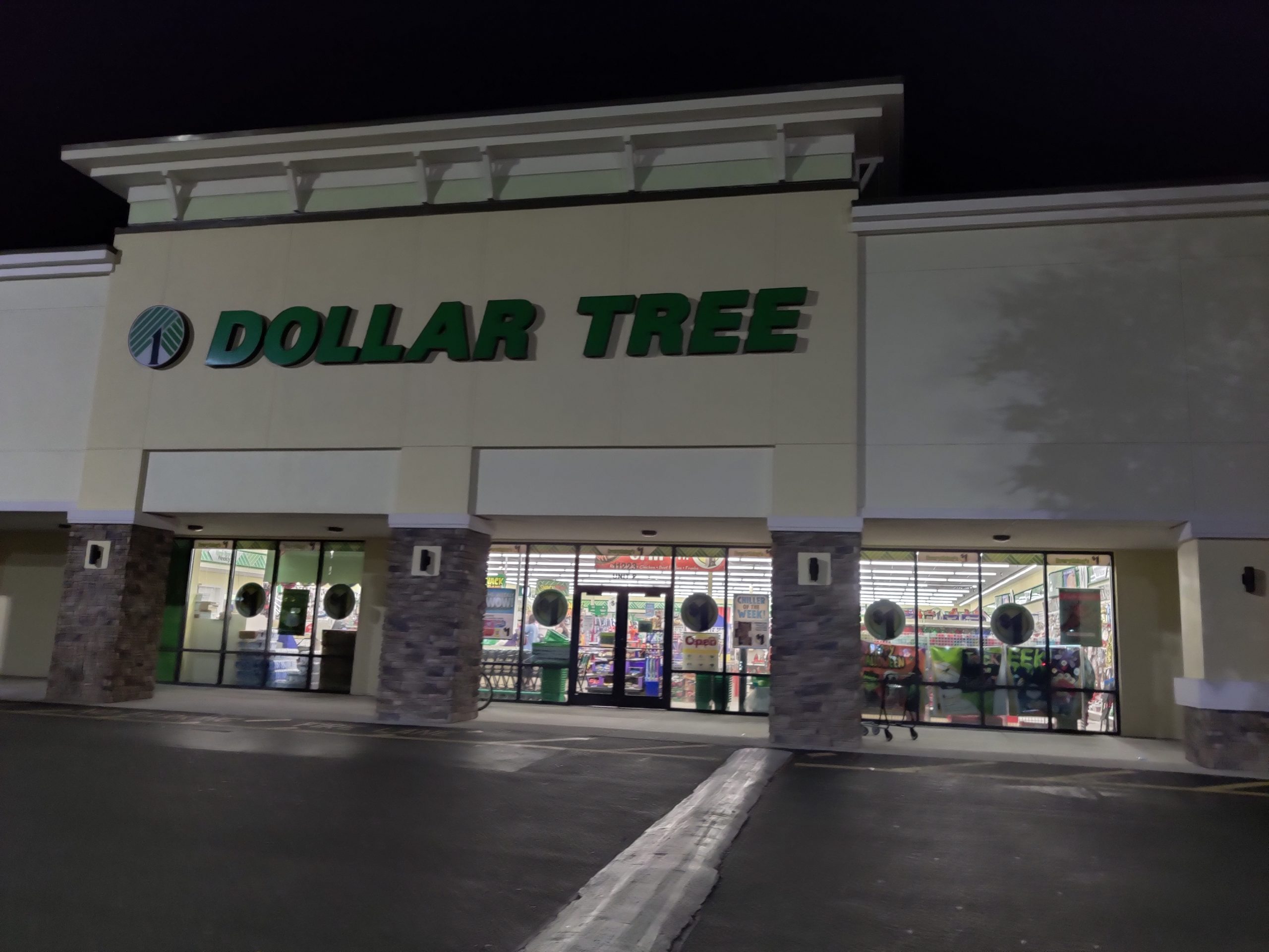 10-24-2020 Dollar Tree in Dunnellon